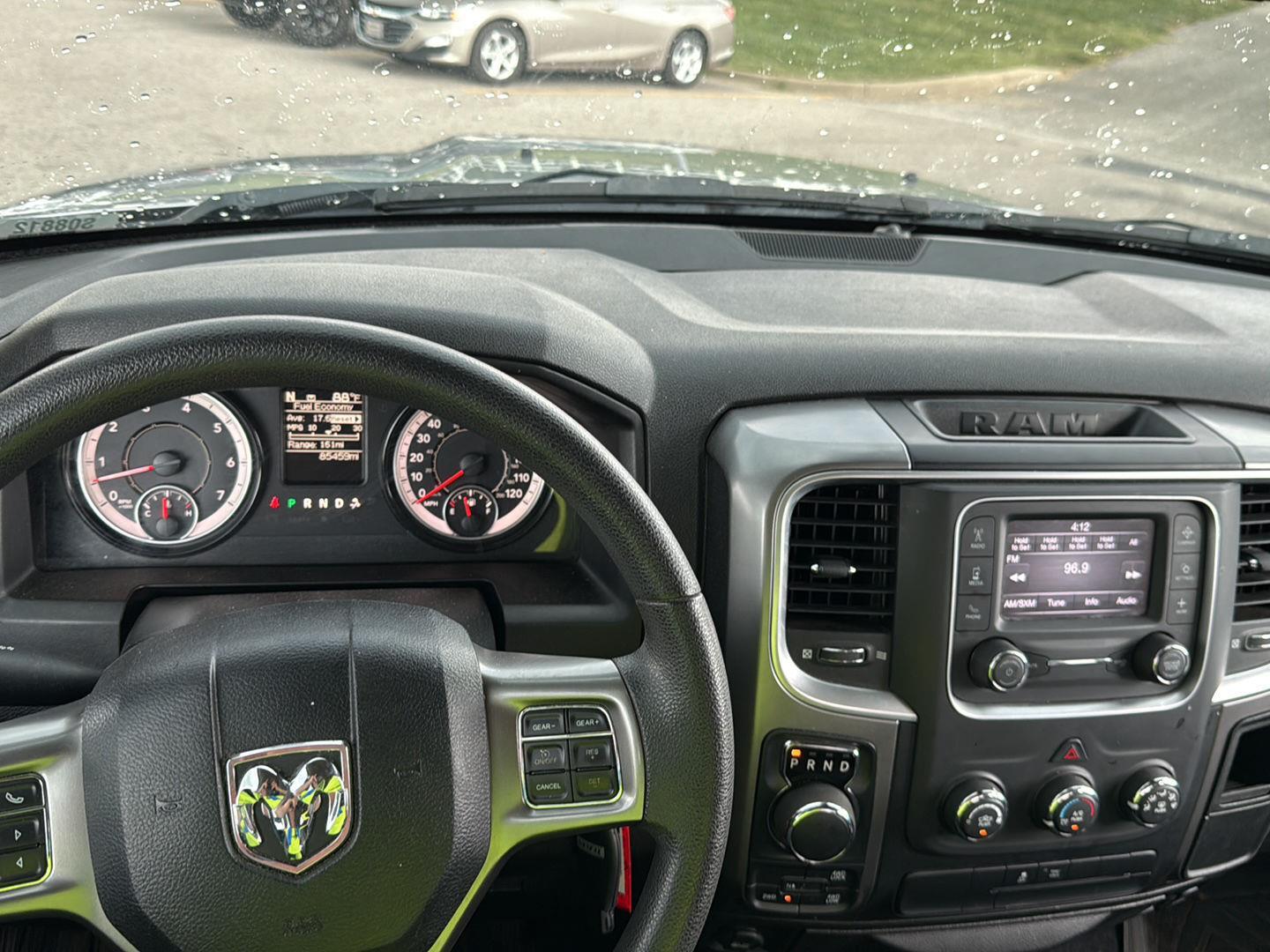 2021 Ram 1500 Classic SLT photo 9