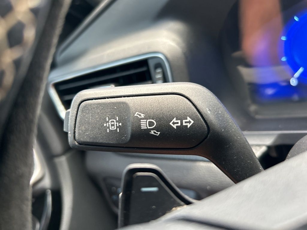 2023 Ford Explorer ST photo 22
