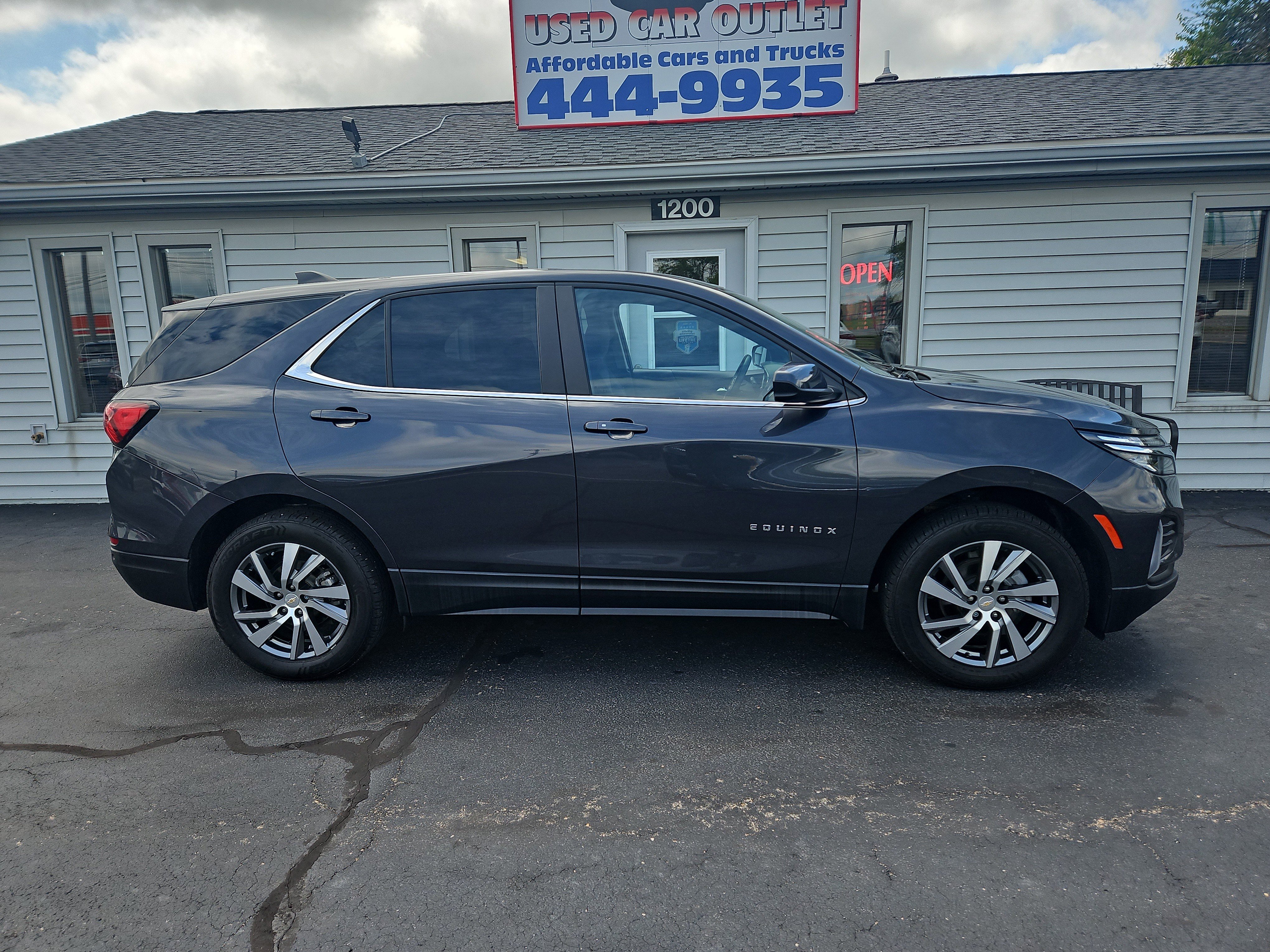 Used 2023 Chevrolet Equinox LT with VIN 3GNAXUEG3PS140003 for sale in Washington, IL