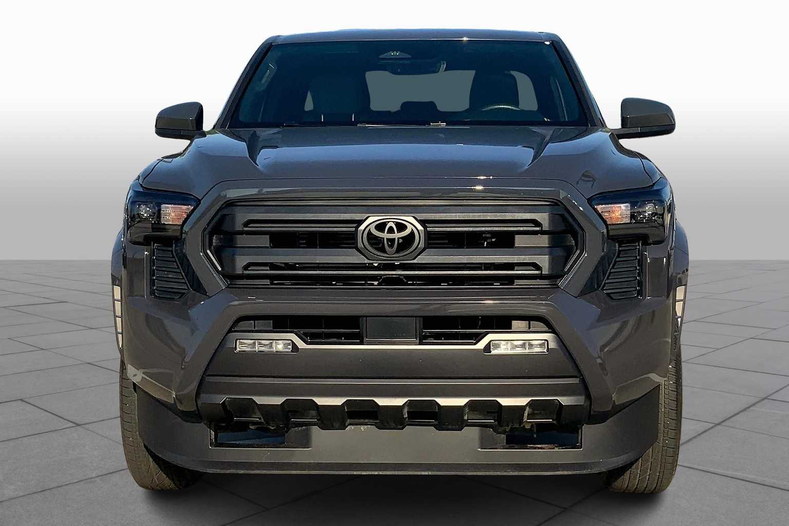 2024 Toyota Tacoma SR5 photo 3