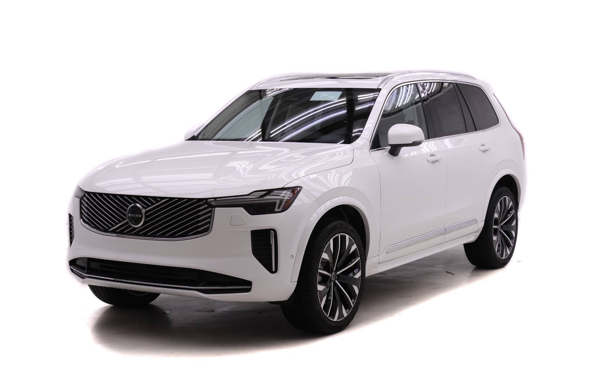 2026 Volvo XC90 Ultra's photo