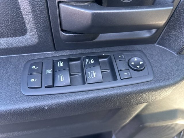 2017 Ram 1500 Express photo 9