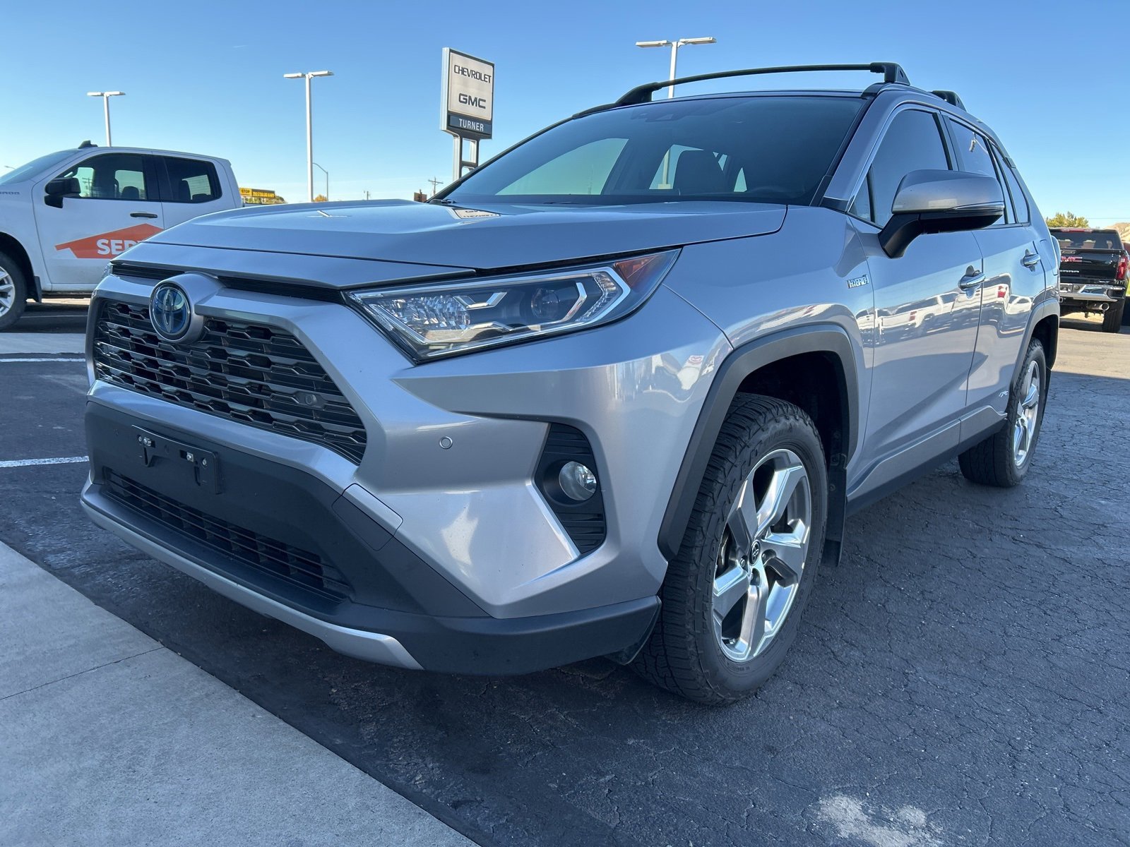 2020 Toyota RAV4 Hybrid Limited photo 3