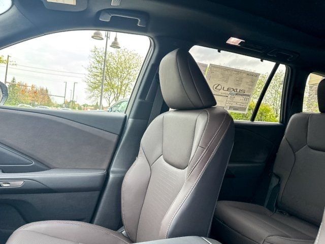2025 Lexus TX 350 F SPORT photo 8