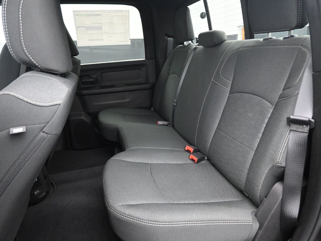 2025 Ram 2500 Tradesman photo 2