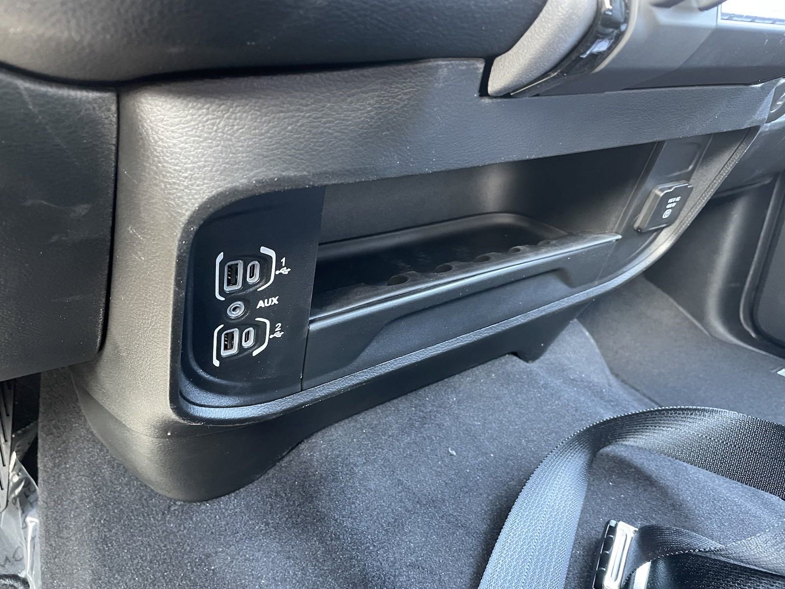 New 2024 Bright White Clearcoat Ram SLT image 35