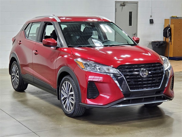 2021 Nissan Kicks SV photo 3