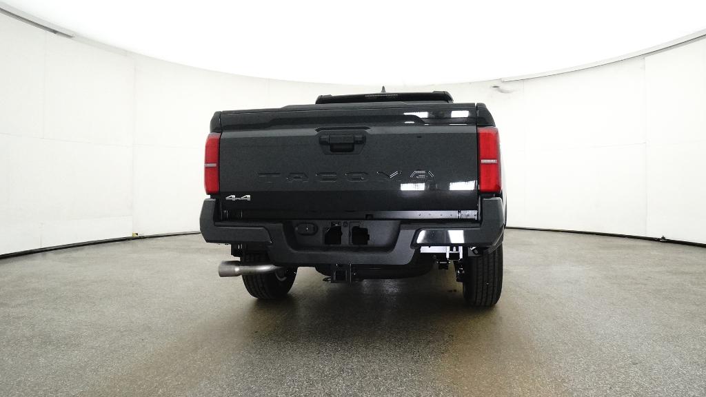 2025 Toyota Tacoma SR5 4x4 Double Cab photo 17