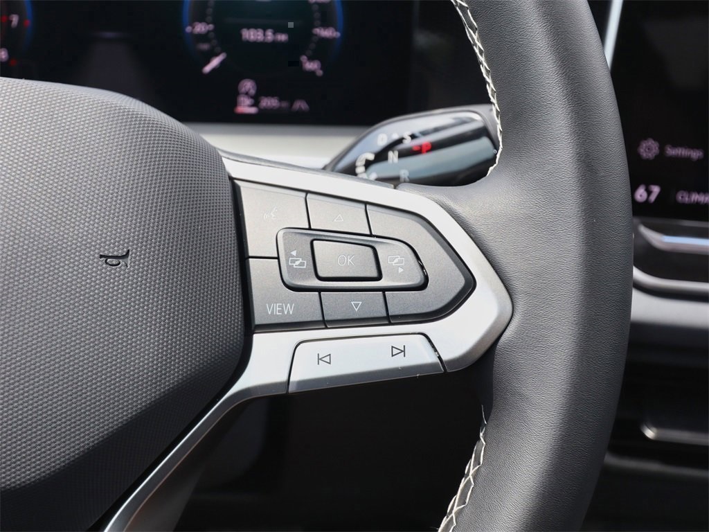 2025 Volkswagen Tiguan SE photo 22