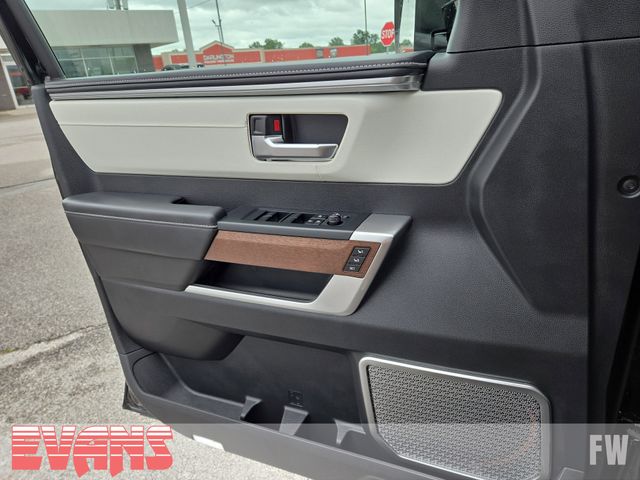 2025 Toyota Sequoia Capstone photo 16
