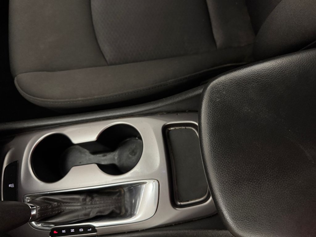 2018 Chevrolet Malibu photo 22