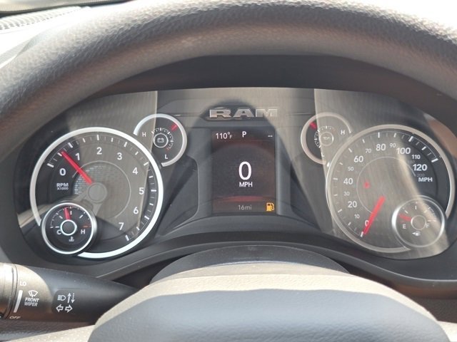 2025 Ram 1500 Tradesman photo 28