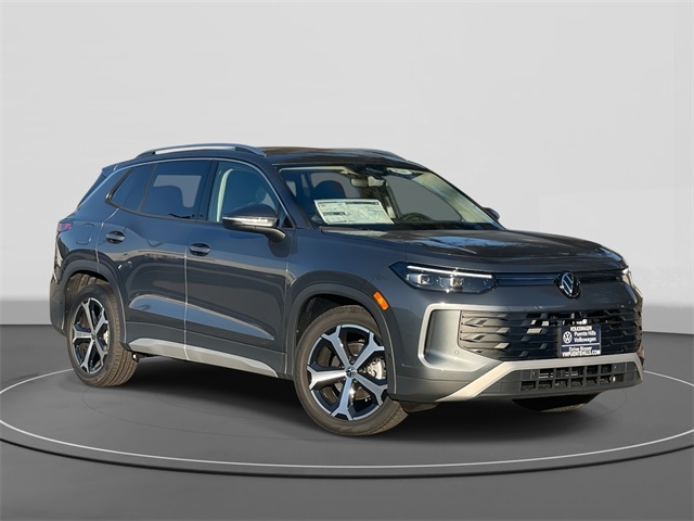 2026 Volkswagen Tiguan SE's photo