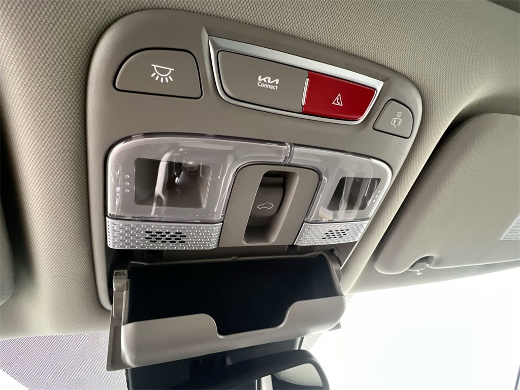 2025 Kia Telluride EX photo 18