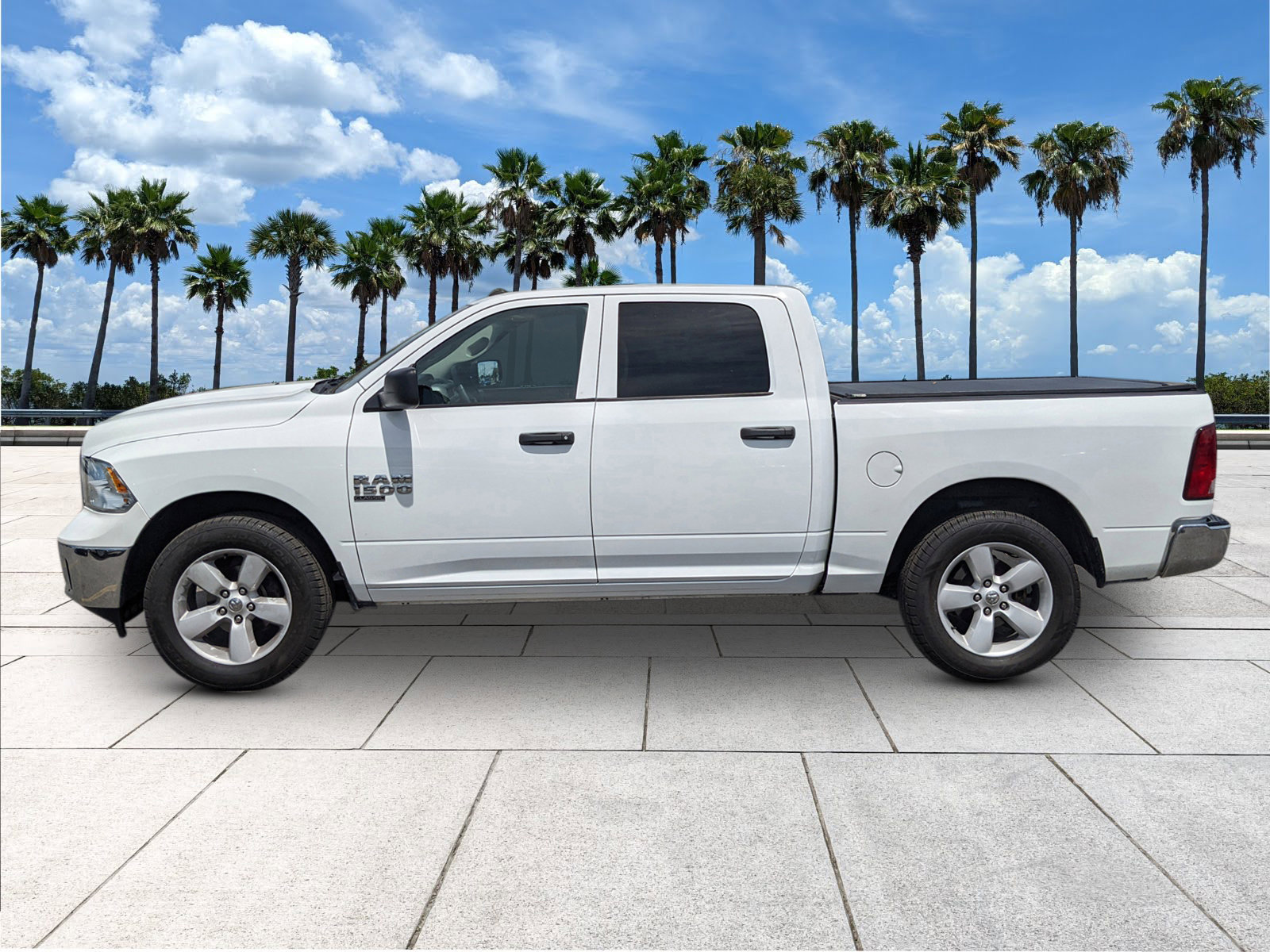 2023 Ram 1500 Tradesman photo 6