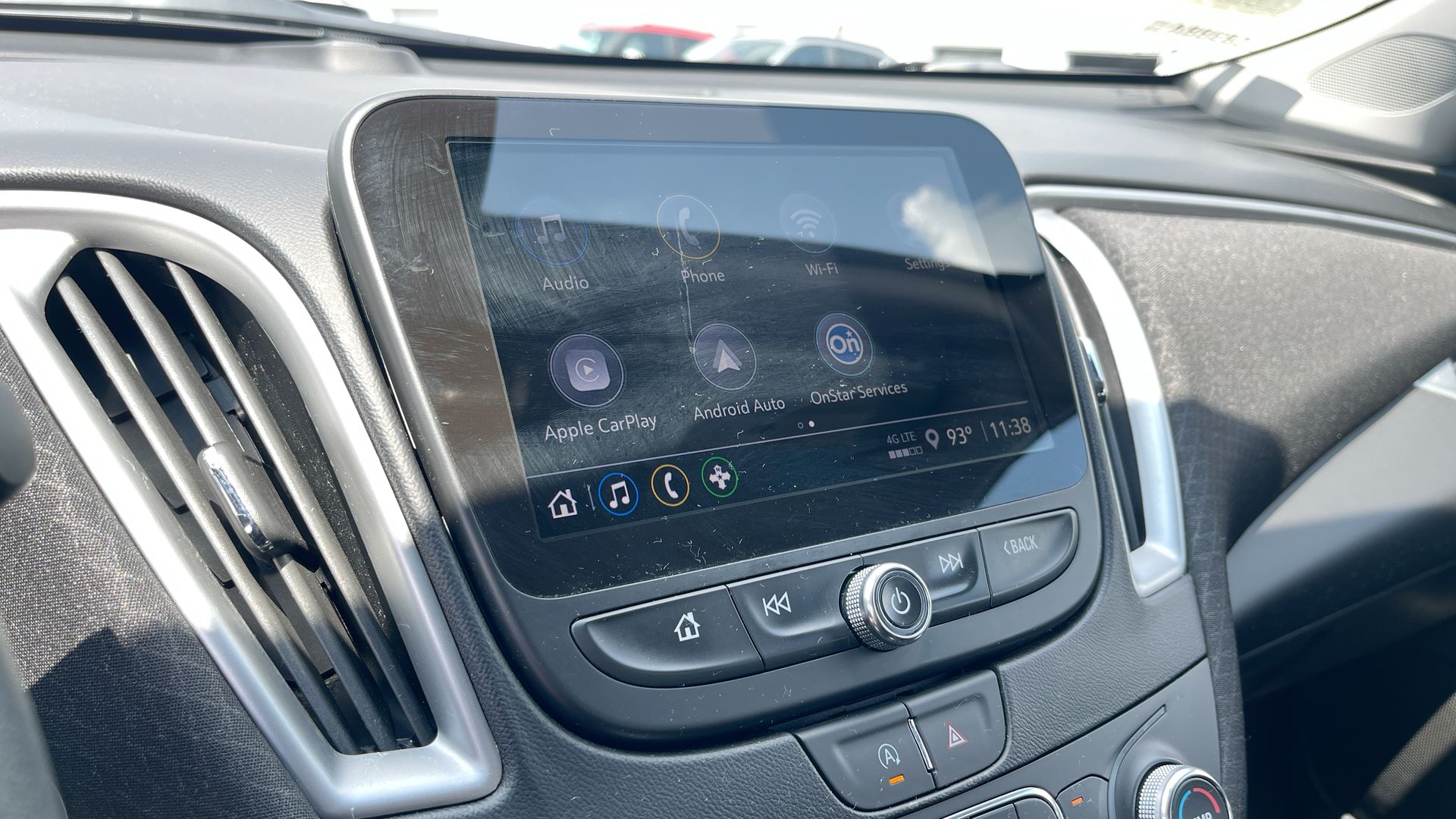 2022 Chevrolet Malibu LS photo 13
