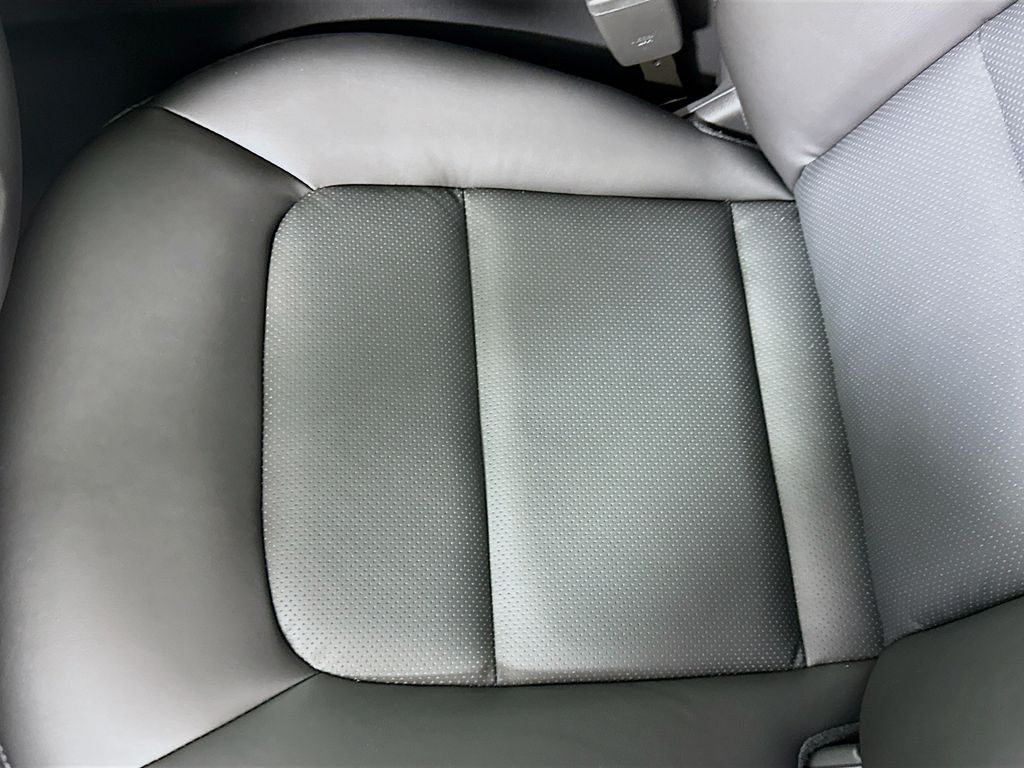 2025 Mazda CX-5 2.5 Select photo 18
