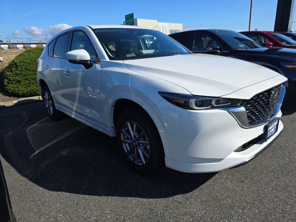 2025 Mazda CX-5 2.5 S Preferred photo 3