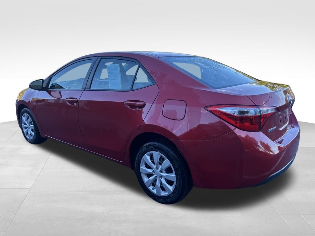 2014 Toyota Corolla LE photo 3