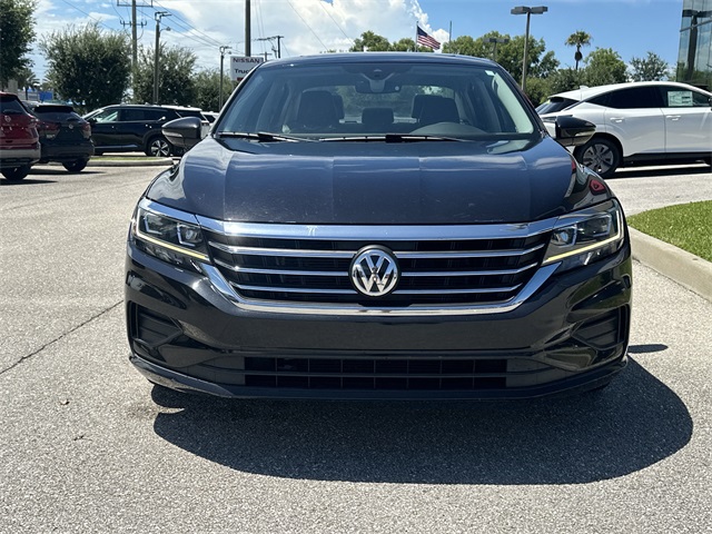 2022 Volkswagen Passat 2.0T SE photo 4