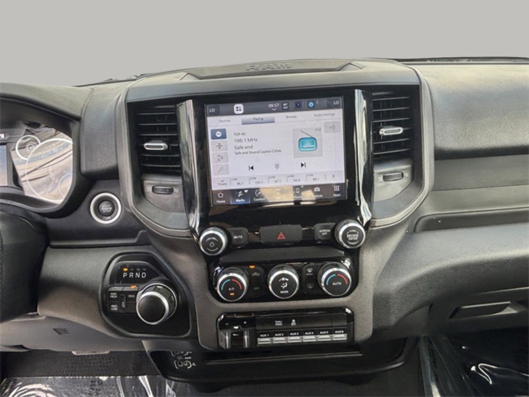 2022 Ram 2500 Tradesman photo 18