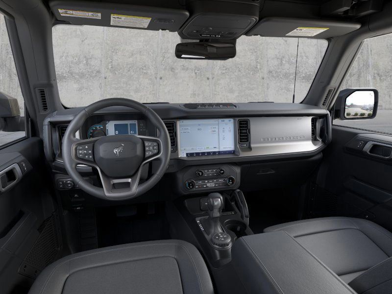 2025 Ford Bronco Outer Banks photo 9