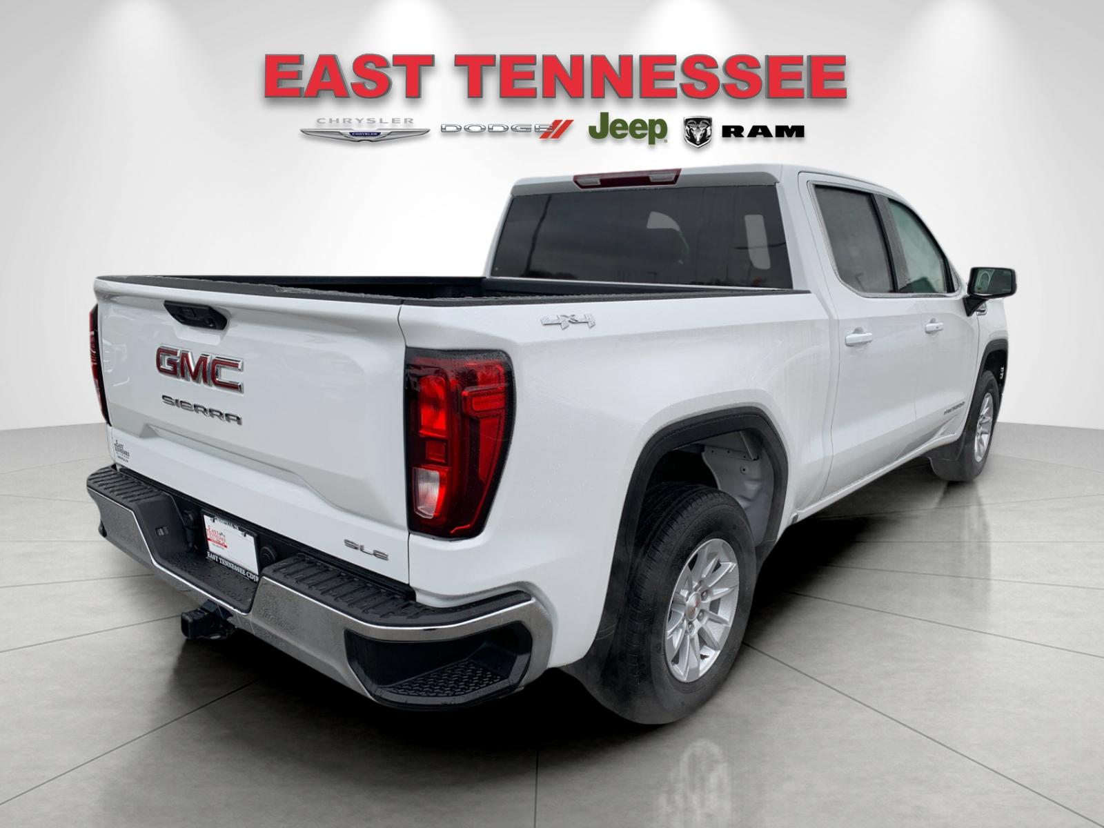 2025 Gmc Sierra 1500 SLE photo 3