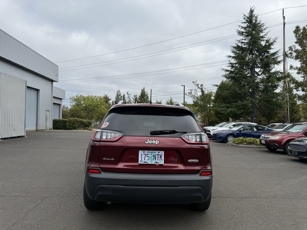 2019 Jeep Cherokee Latitude photo 4