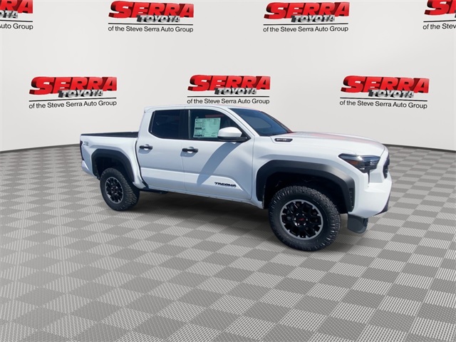 2025 Toyota Tacoma TRD Off-Road photo 3