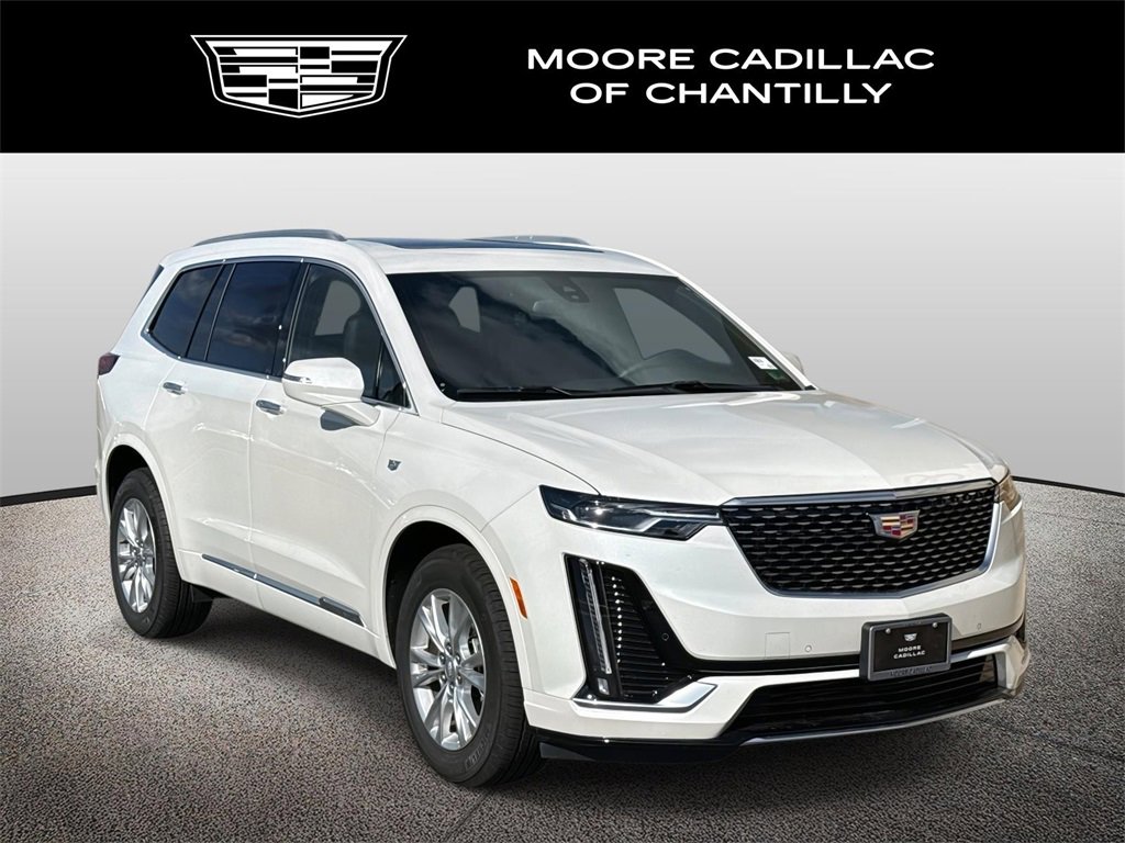 2025 Cadillac XT6 Luxury's photo