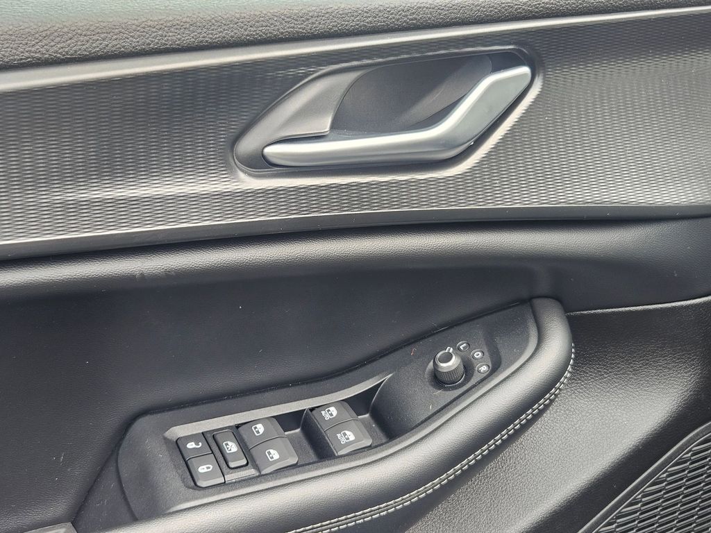 2023 Jeep Grand Cherokee Altitude photo 9