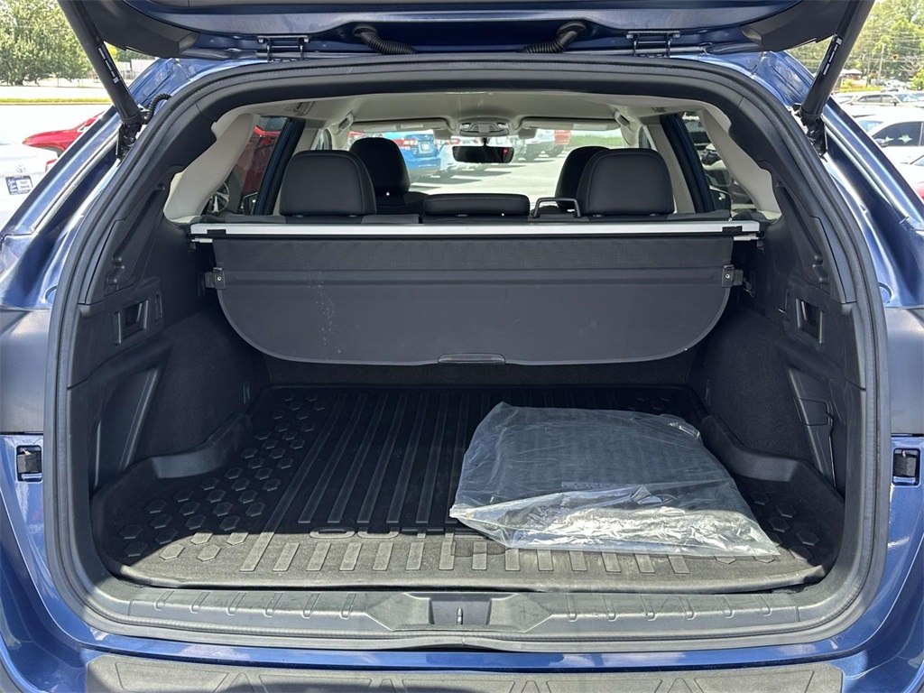 2020 Subaru Outback Onyx Edition XT photo 8