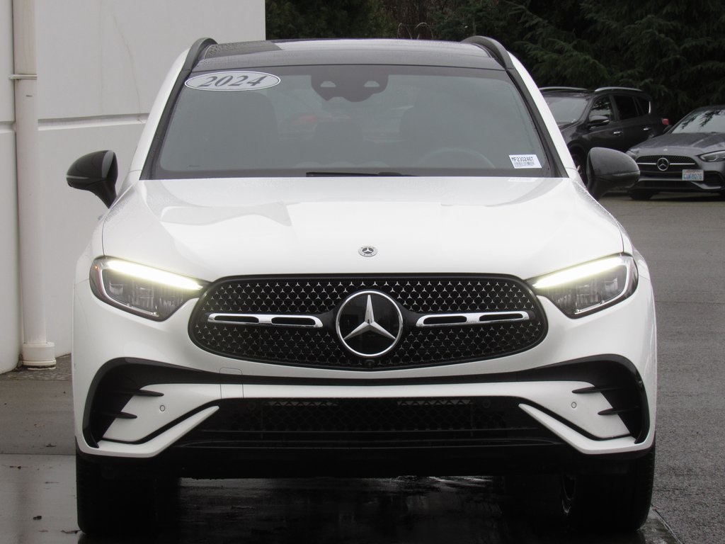 2024 Mercedes Benz GLC 300 4MATIC photo 3