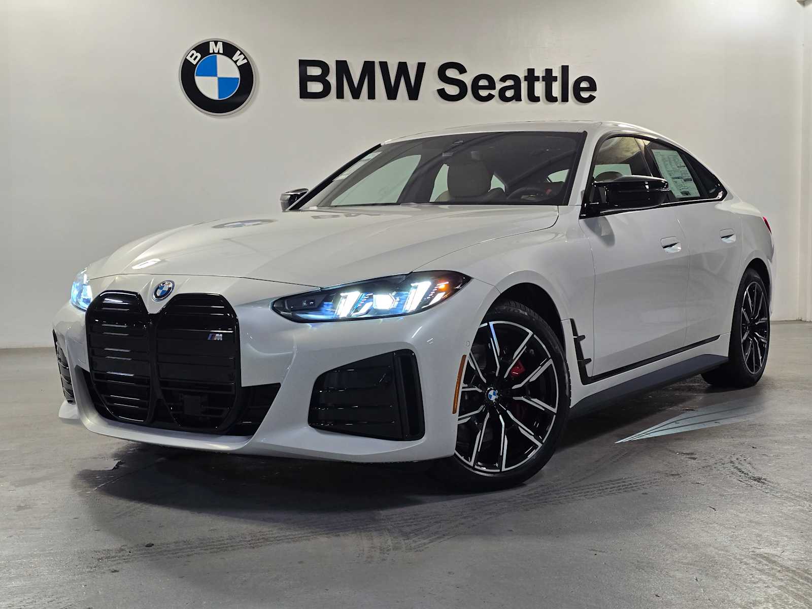 2025 BMW i4 M50's photo