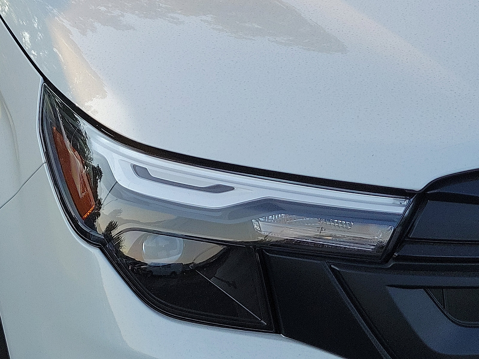 2025 Subaru Forester Base photo 2