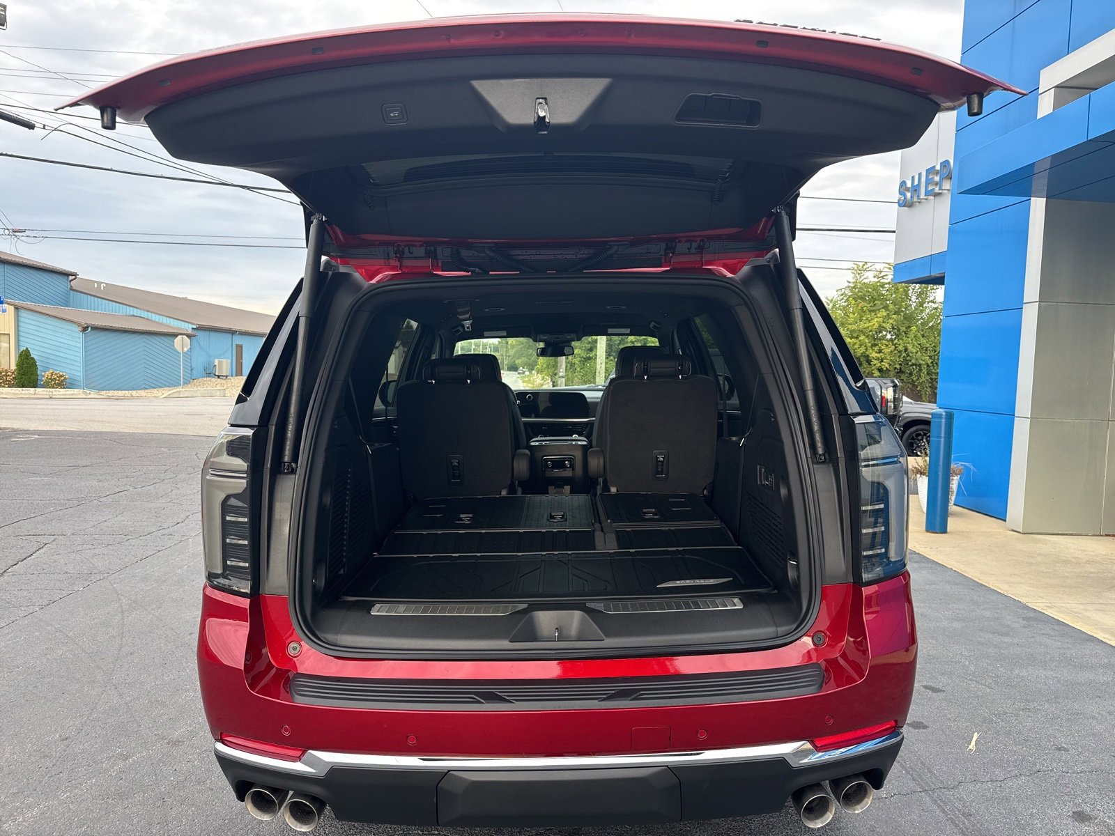 2025 Chevrolet Tahoe Premier photo 24