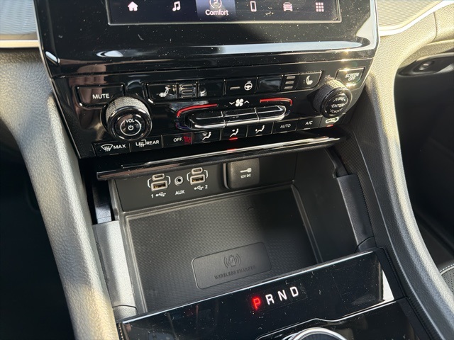 2025 Jeep Grand Cherokee Altitude photo 15