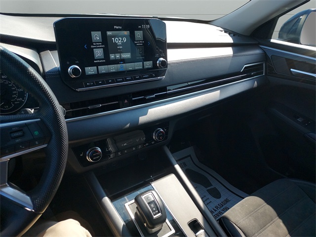2023 Mitsubishi Outlander SE photo 14