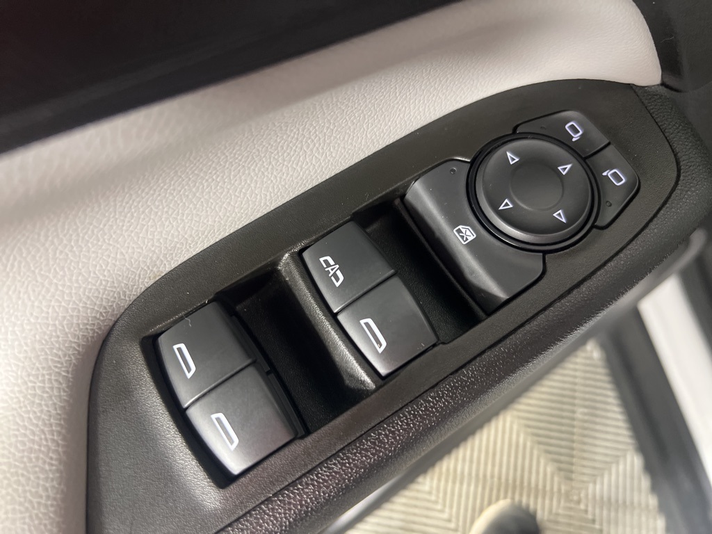 2022 Chevrolet Equinox LS photo 18