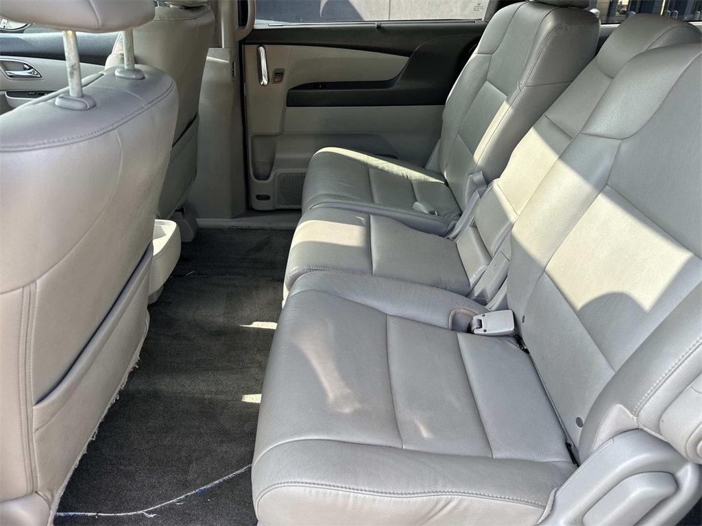 2015 Honda Odyssey EX-L photo 13