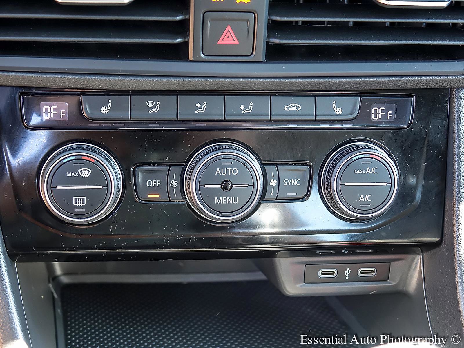 2022 VOLKSWAGEN JETTA - Image 17