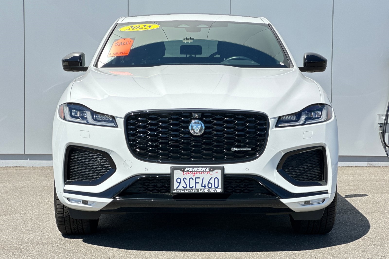 2025 Jaguar F-PACE P250 R-Dynamic S photo 8