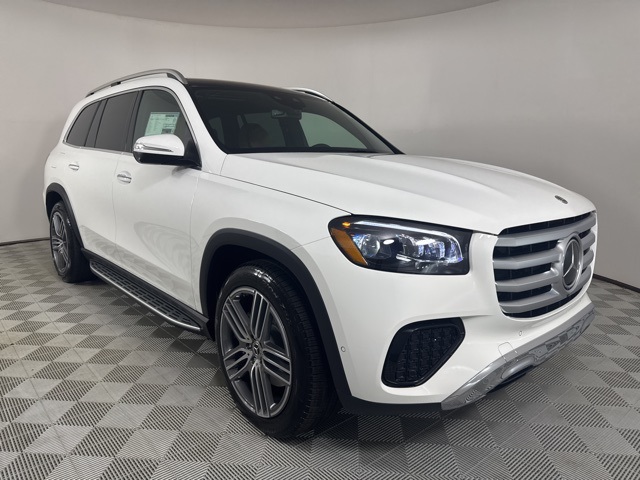 2026 Mercedes-Benz GLS Base's photo