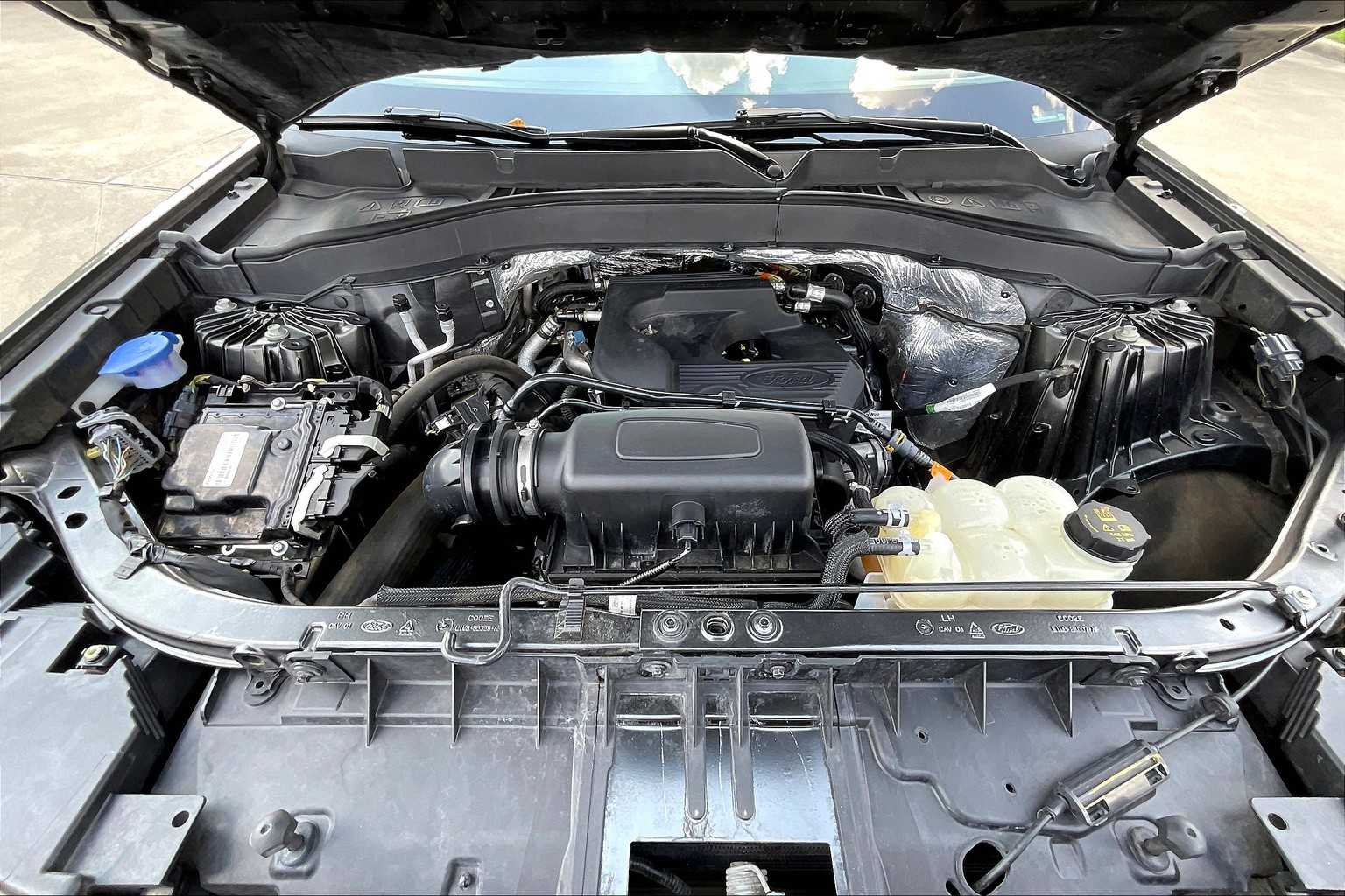 2020 Ford Explorer XLT photo 29