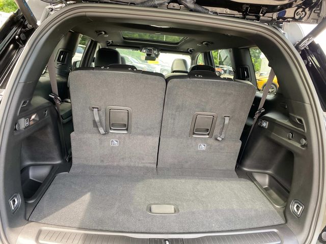 2025 Jeep Grand Cherokee Limited photo 4