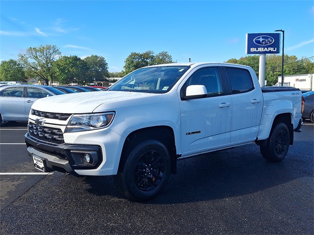 2022 Chevrolet Colorado LT photo 3