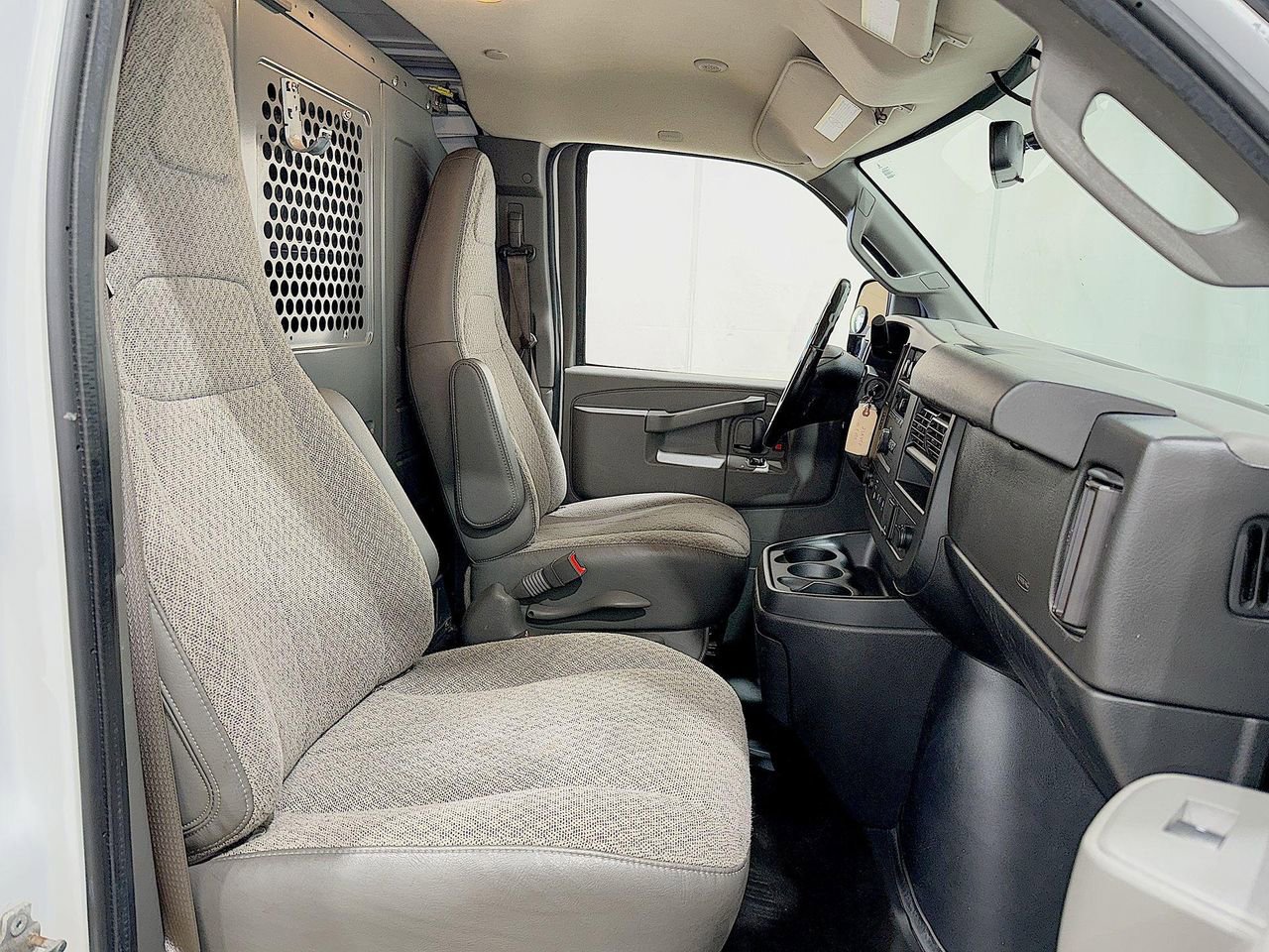 2020 Chevrolet Express Cargo Van 2500 photo 20