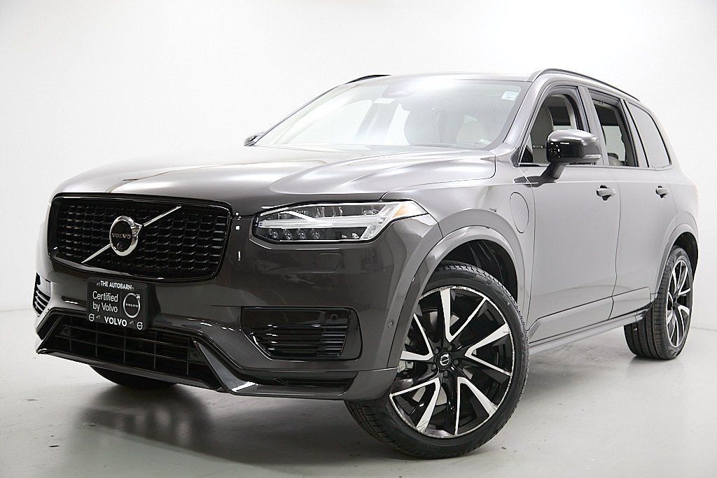 2023 VOLVO XC90 - Image 1