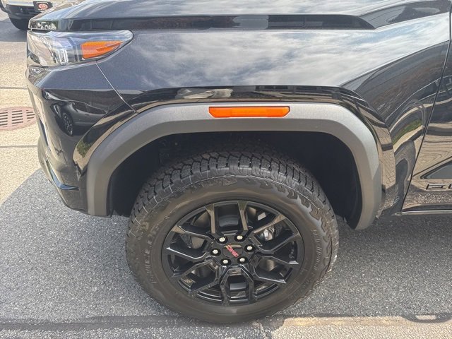 2025 Gmc Canyon Denali photo 4