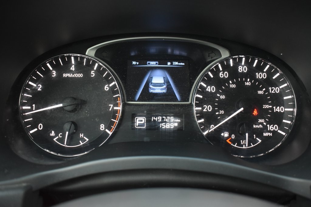 2015 Nissan Pathfinder Platinum photo 10